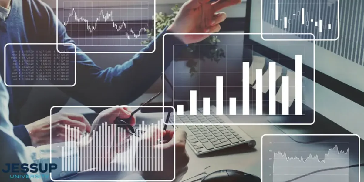 Home 10 Key-Facts-and-Trends-in-Data-Analytics